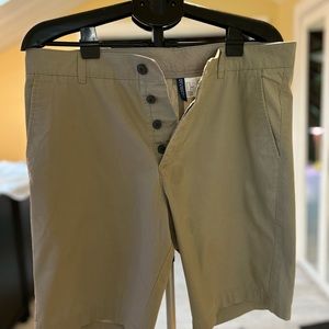 NWOT H&M Chino shorts, Size 32.